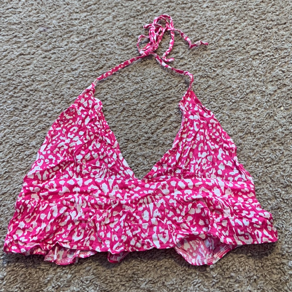 white and pink tank top